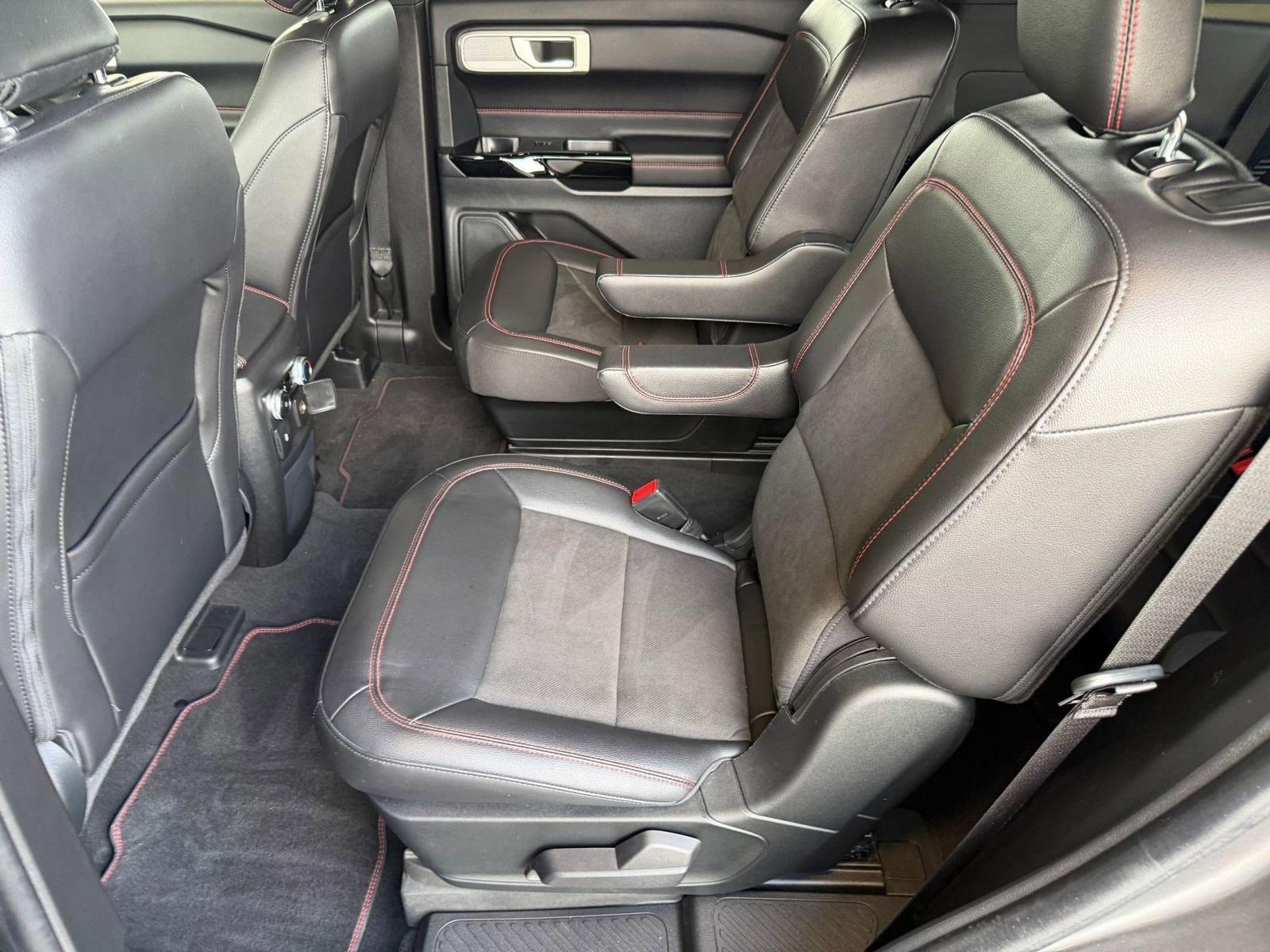 Certified 2023 Ford Explorer ST-Line image 14