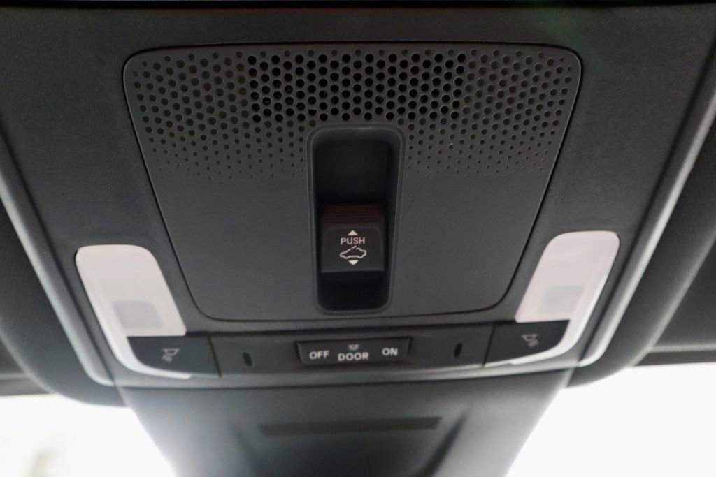 Used 2025 Honda CR-V Sport-L image 33