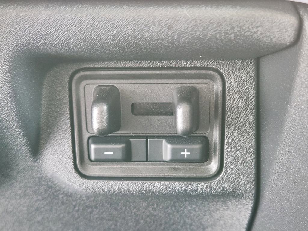 Certified 2025 Ford Expedition Max Platinum image 34