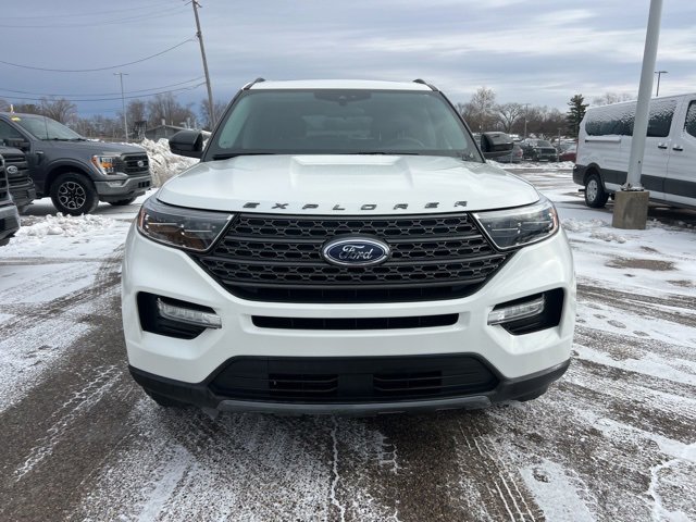 Certified 2023 Ford Explorer XLT w/ Equipment Group 202A image 2