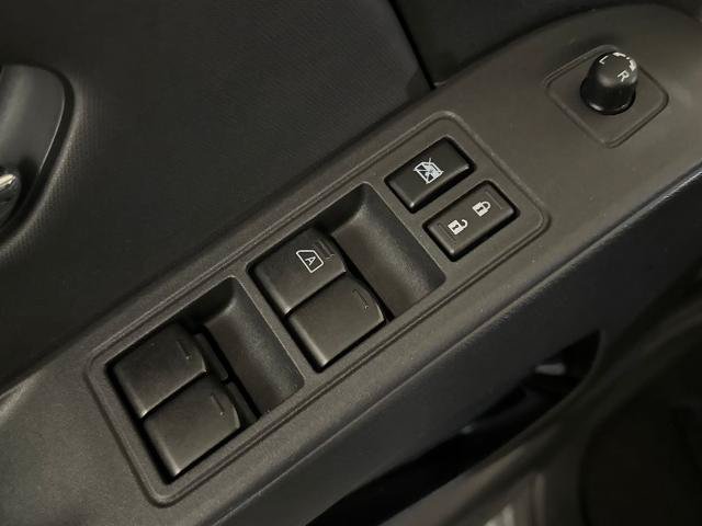 Used 2022 Nissan Frontier PRO-4X w/ Pro-4X Premium Package AWD/4WD image 10