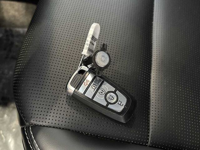 Certified 2025 Ford Escape Platinum image 32