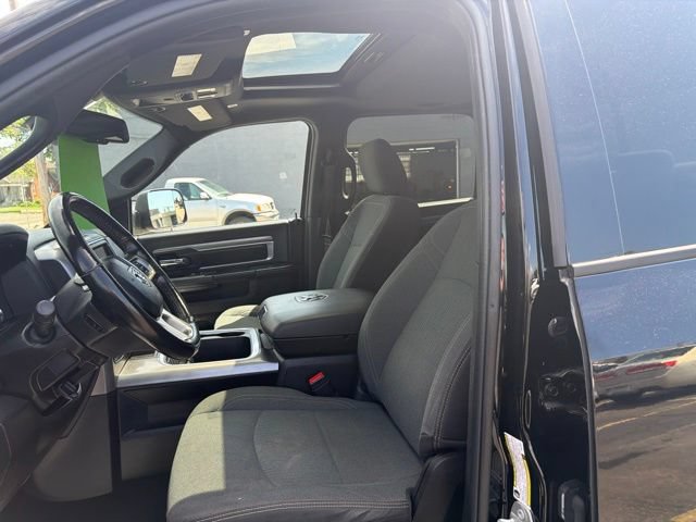 Used 2023 RAM 1500 Warlock AWD/4WD image 27