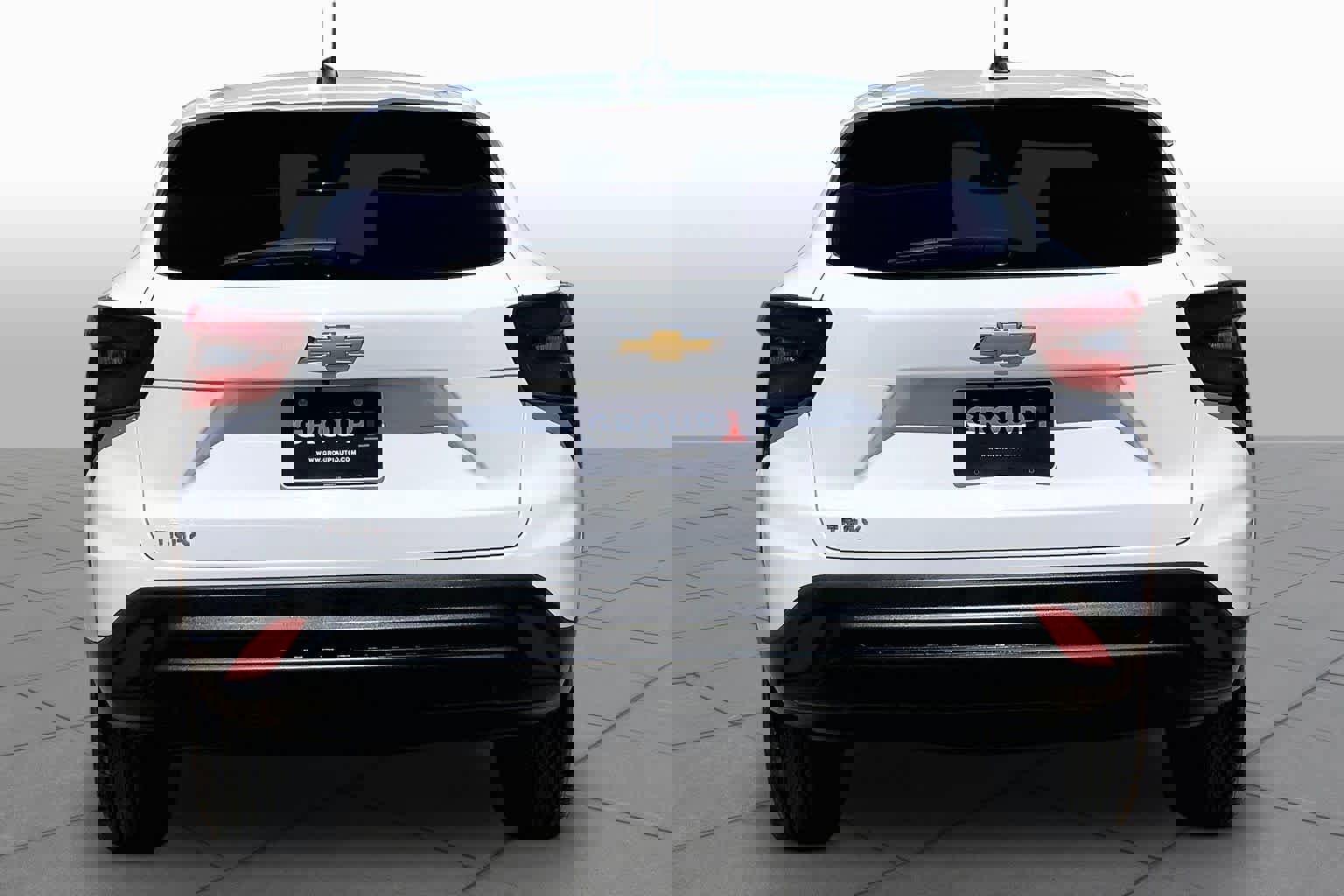 Used 2025 Chevrolet Trax LS image 2