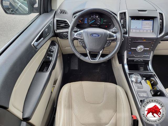 Certified 2019 Ford Edge Titanium w/ Equipment Group 301A FWD image 19