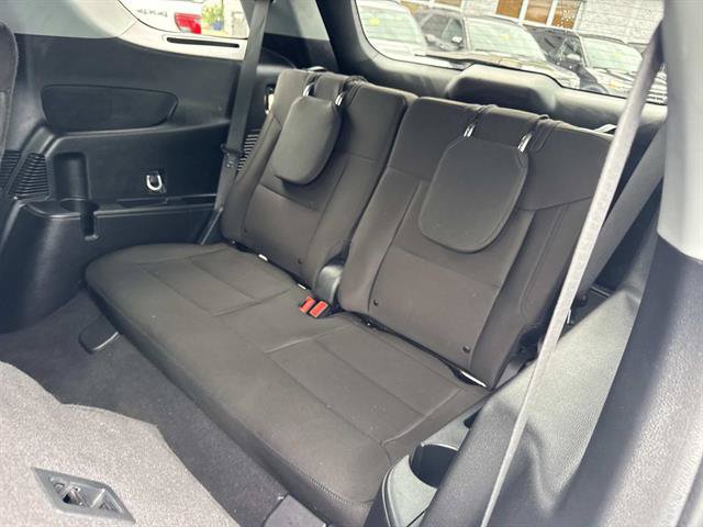 Certified 2023 Ford Explorer XLT AWD/4WD image 9