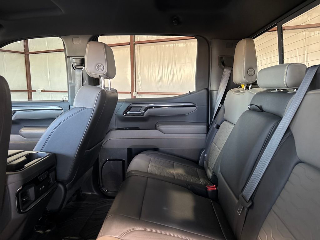 Used 2022 Chevrolet Silverado 1500 ZR2 w/ Technology Package image 14