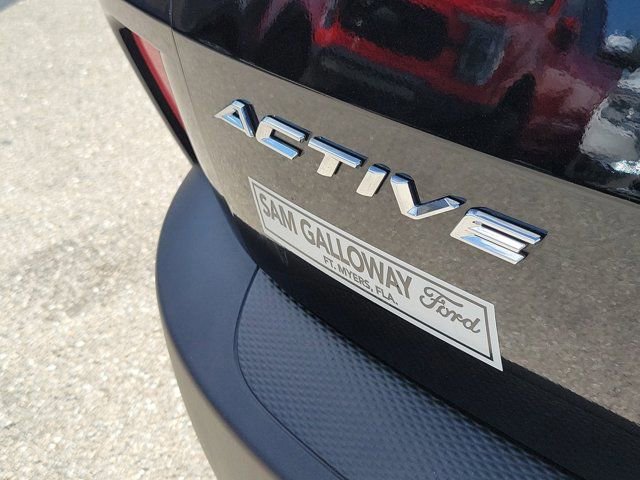 Certified 2025 Ford Escape Active FWD image 10