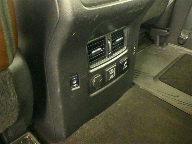 Used 2019 Nissan Titan Platinum Reserve w/ Platinum Utility Package image 13