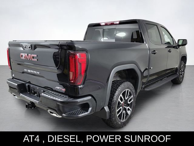 Used 2024 GMC Sierra 1500 AT4 w/ Technology Package AWD/4WD image 5
