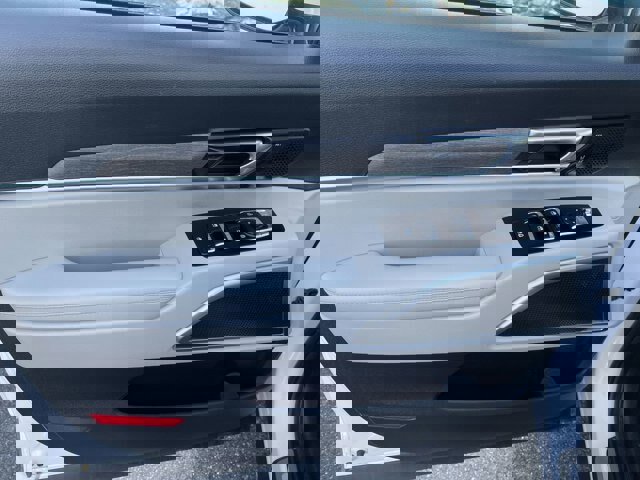 Used 2022 Kia Telluride SX w/ SX Prestige Package image 4