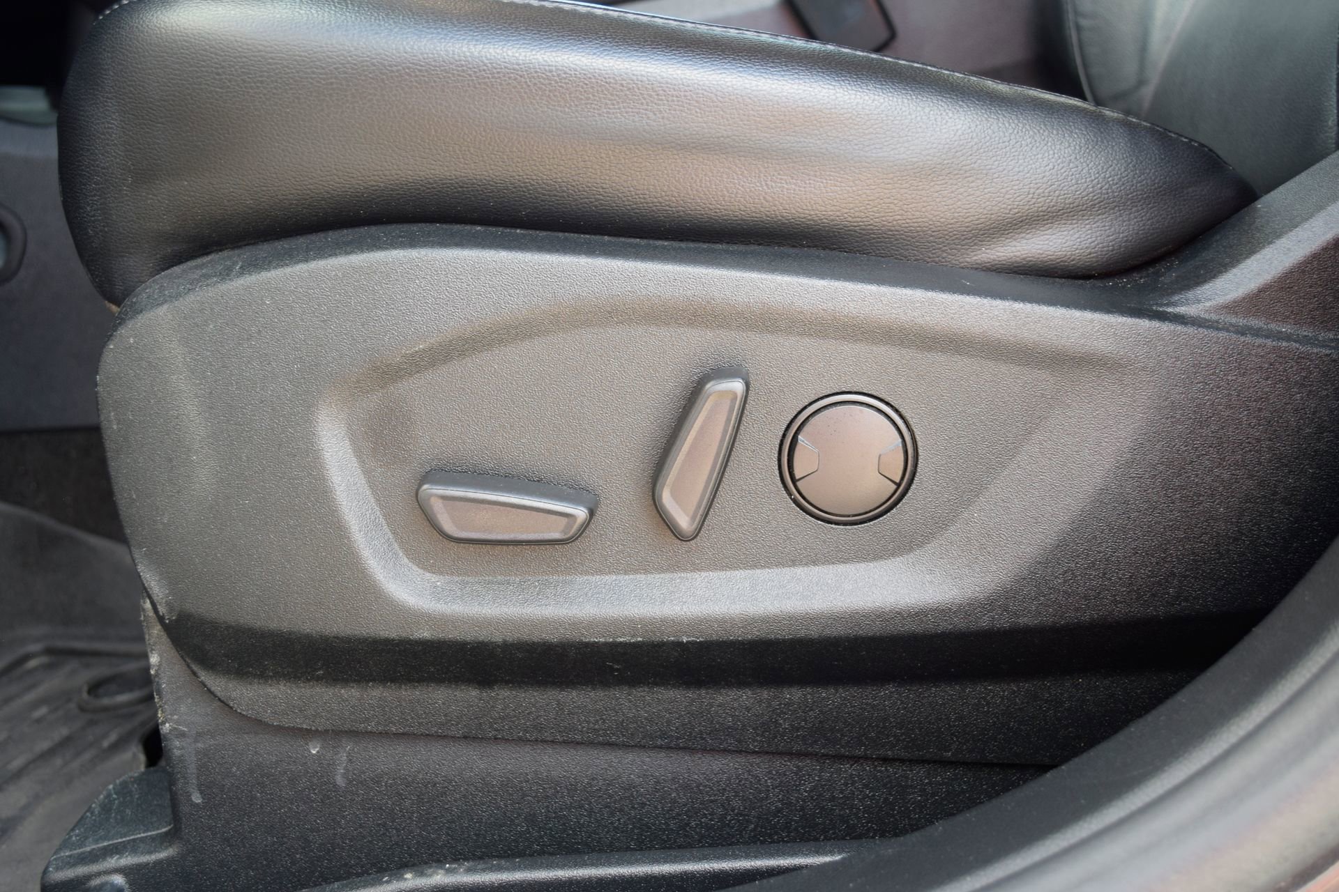 Certified 2020 Ford Edge Titanium image 16