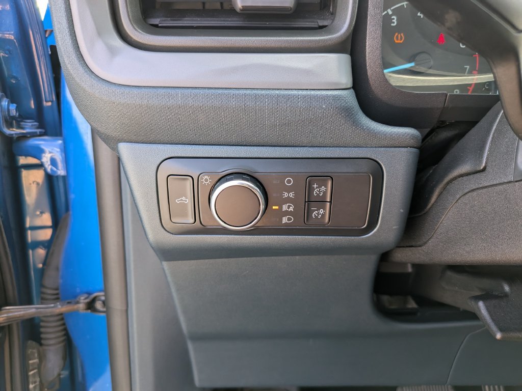 Certified 2022 Ford Maverick XL FWD image 27