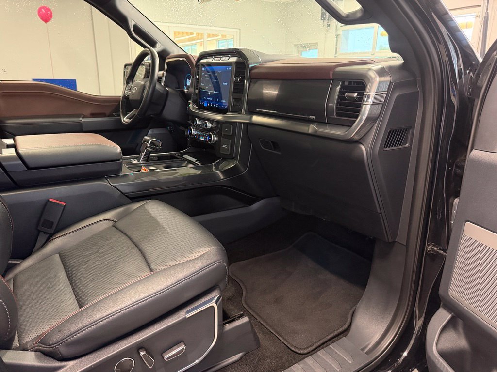 Certified 2022 Ford F150 Lariat w/ Equipment Group 502A High AWD/4WD image 19