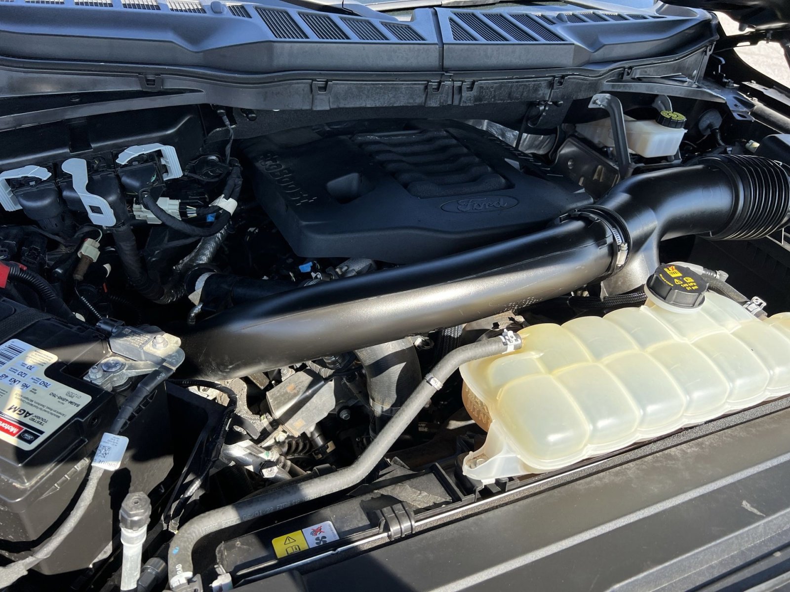 Certified 2022 Ford F150 Lariat w/ Equipment Group 502A High image 28