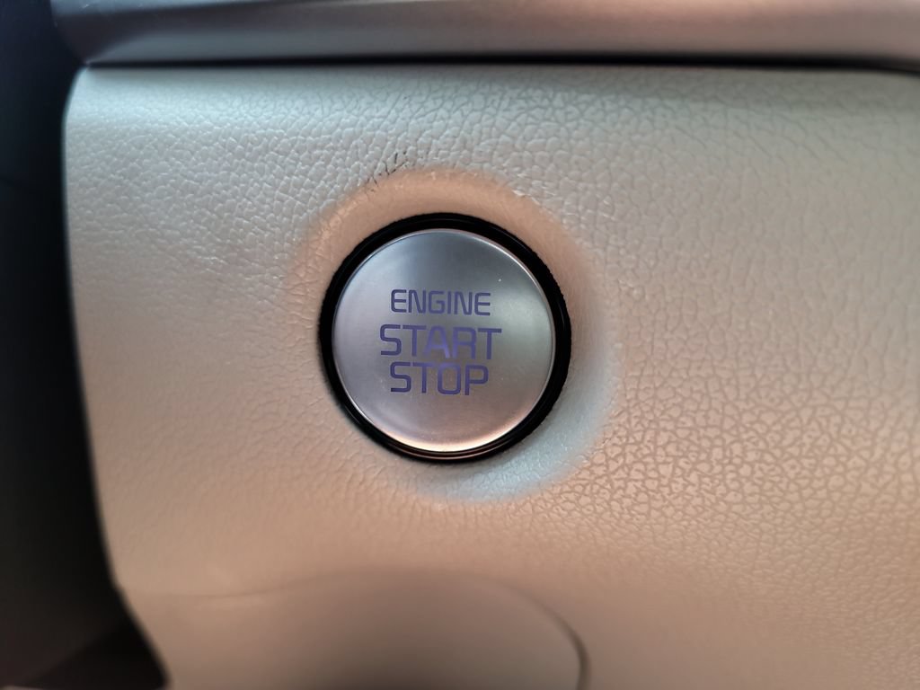 Used 2025 Kia Sorento S FWD image 27