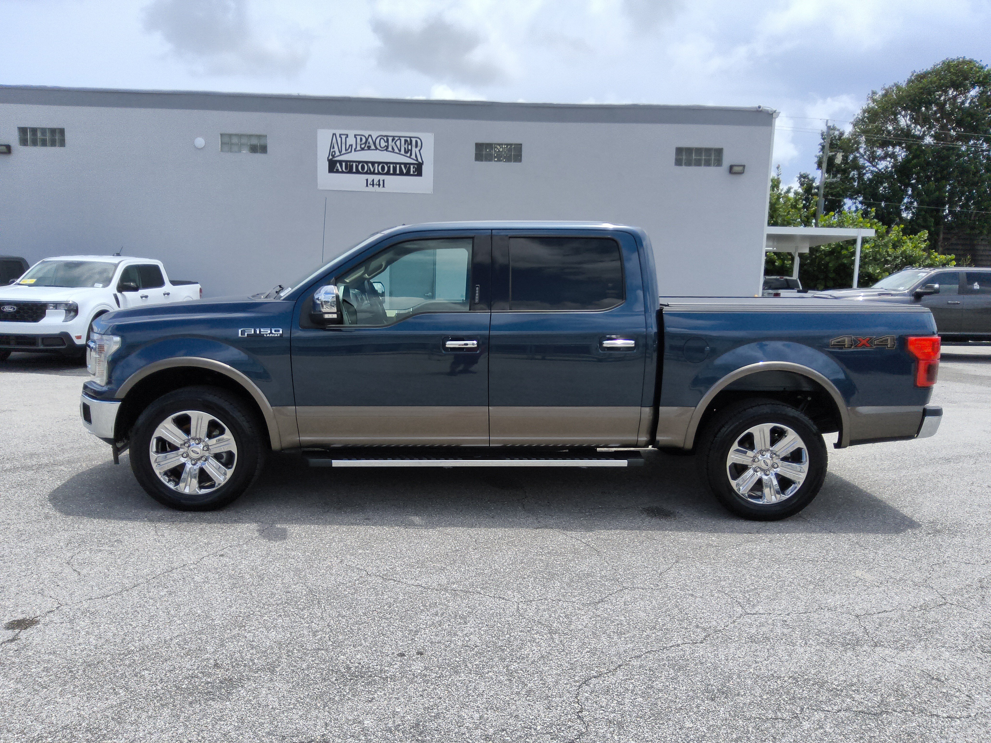 Certified 2019 Ford F150 Lariat w/ Equipment Group 502A Luxury AWD/4WD image 2