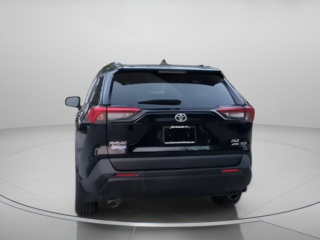 Used 2021 Toyota RAV4 XLE AWD/4WD image 24