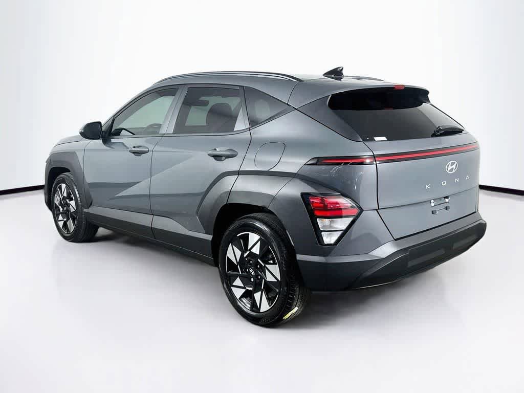 Used 2025 Hyundai Kona SEL FWD image 4