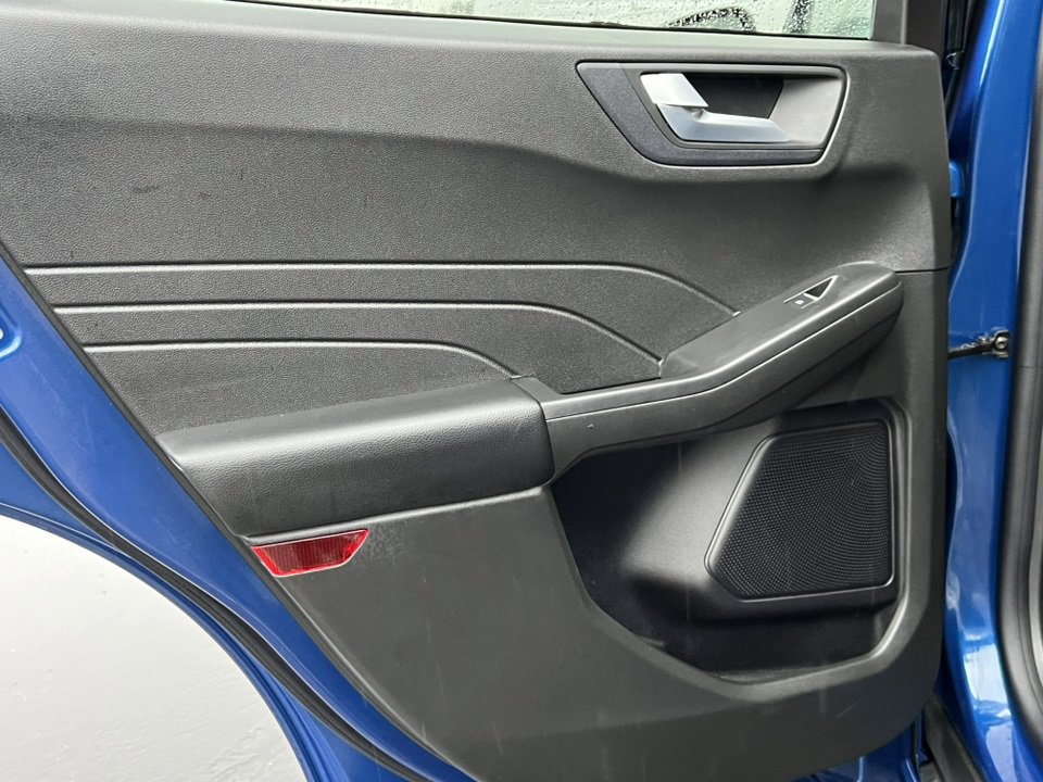 Certified 2023 Ford Escape ST-Line w/ Tech Pack #1 image 31