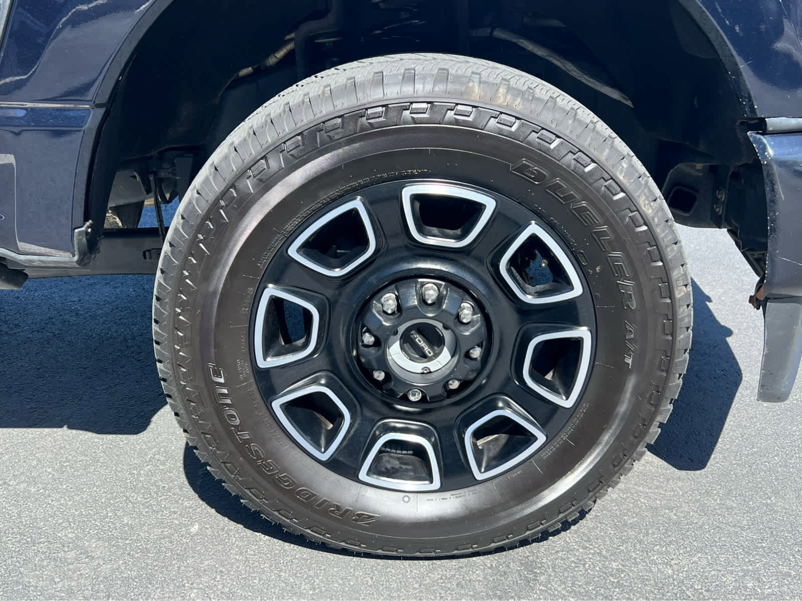 Certified 2023 Ford F350 Platinum AWD/4WD image 16