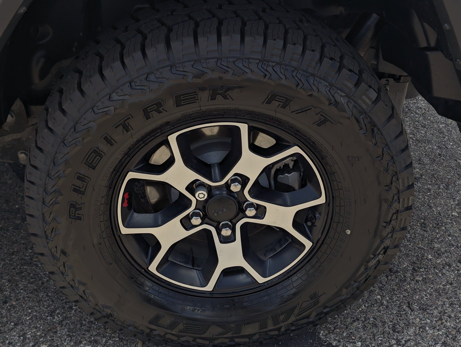 Used 2021 Jeep Wrangler Unlimited Rubicon AWD/4WD image 7