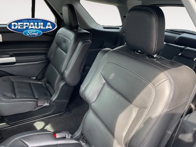 Certified 2024 Ford Explorer XLT w/ Equipment Group 202A AWD/4WD image 17