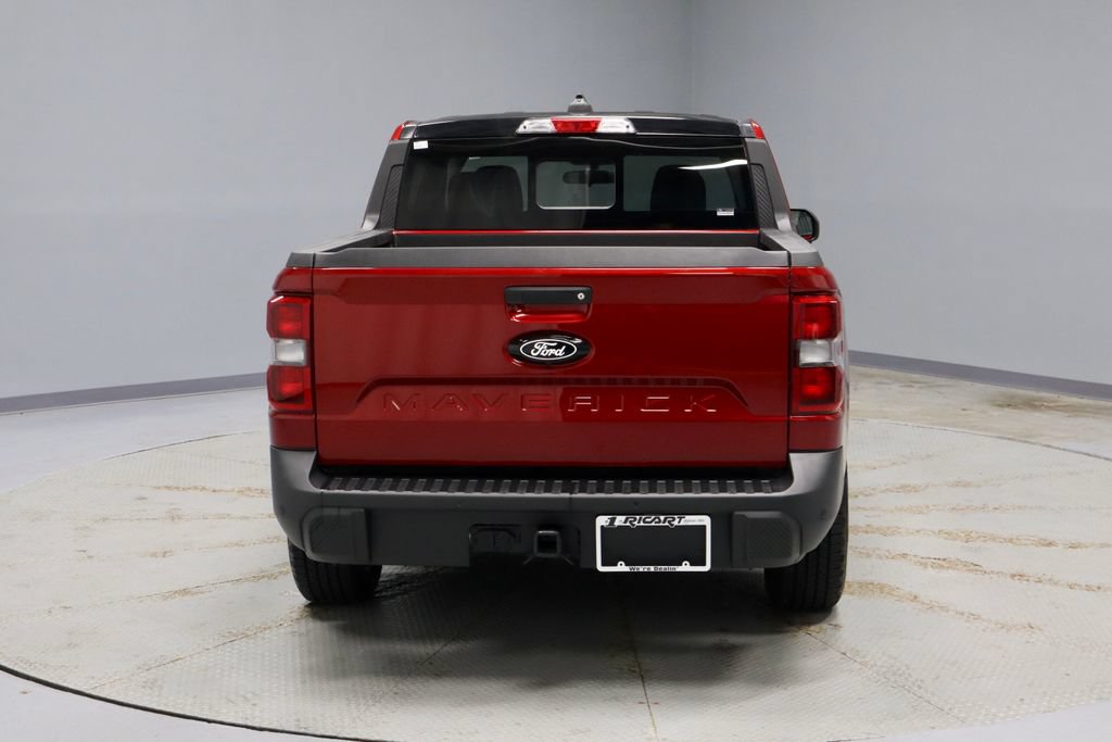 Certified 2025 Ford Maverick Lariat w/ Black Appearance Package AWD/4WD image 12