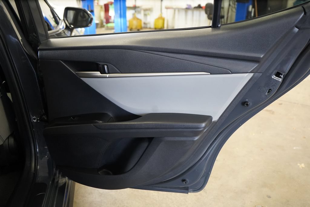 Used 2025 Toyota Camry SE w/ Convenience Package FWD image 23