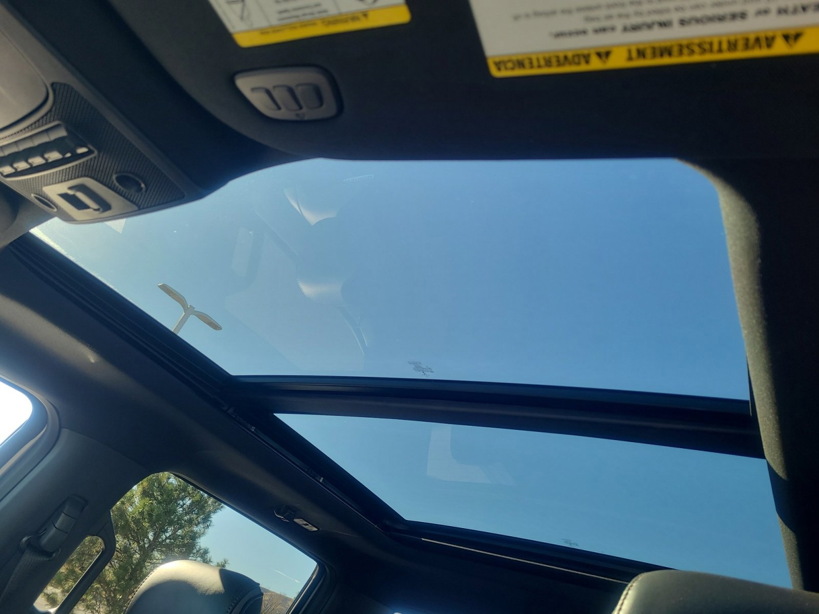 Certified 2022 Ford F350 Platinum image 33