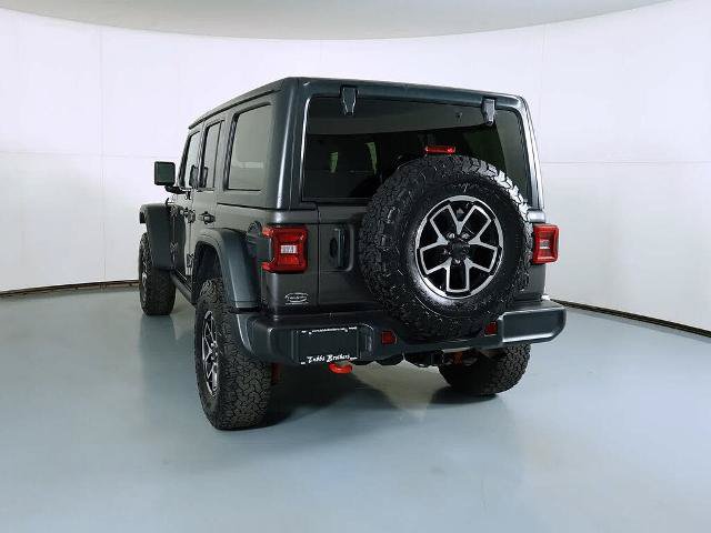 Used 2025 Jeep Wrangler Unlimited Rubicon AWD/4WD image 6