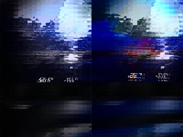 Certified 2022 Ford Escape Titanium w/ Class II Trailer Tow Package image 17