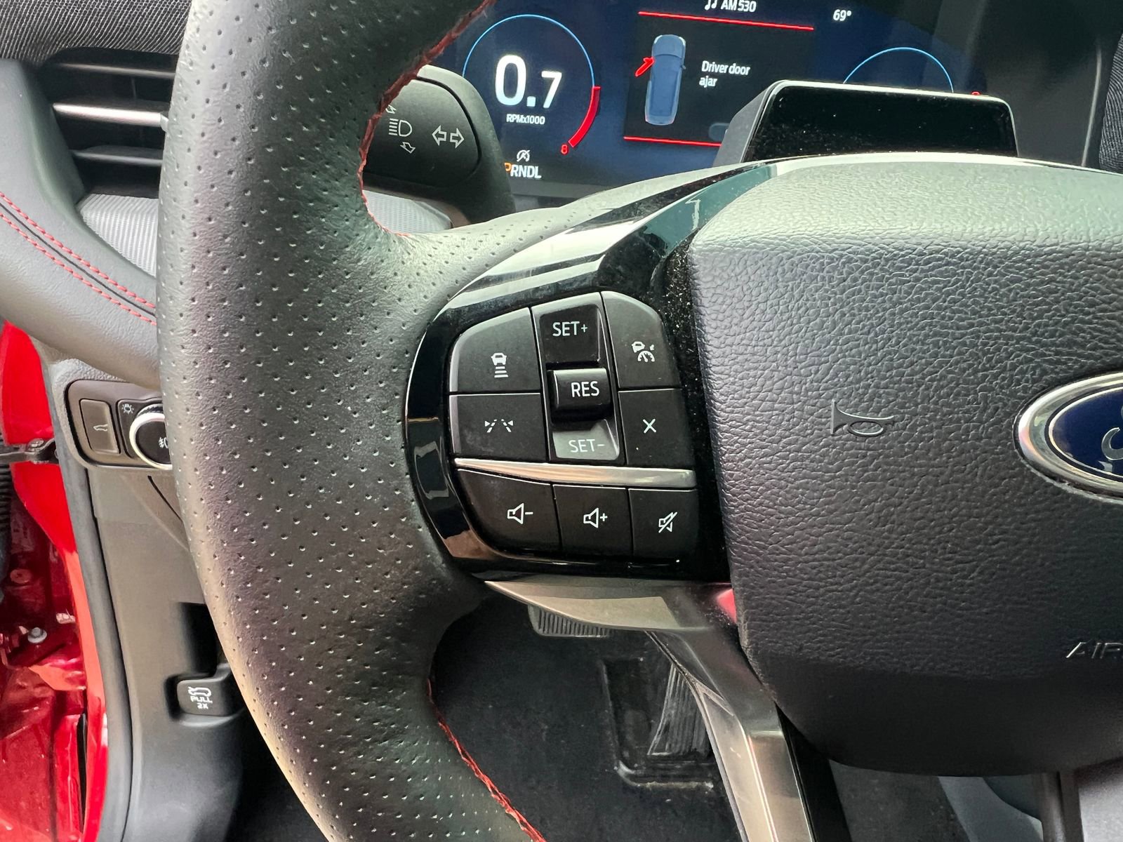 Certified 2025 Ford Explorer ST-Line w/ Premium Package RWD image 25