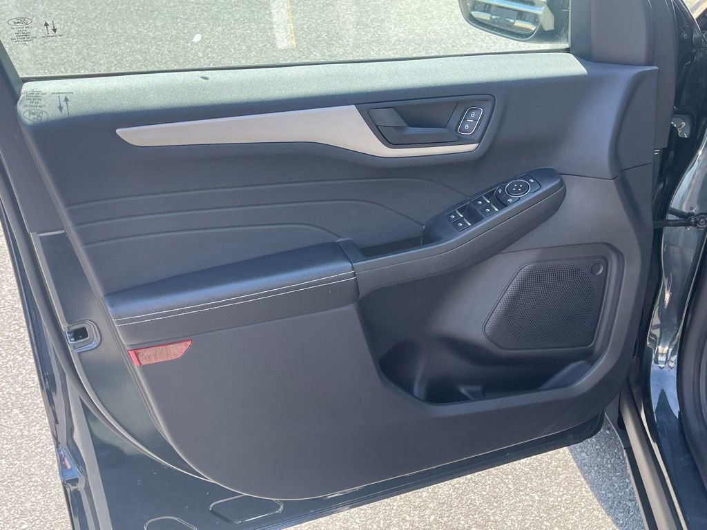 Certified 2022 Ford Escape SE w/ Convenience Package image 23