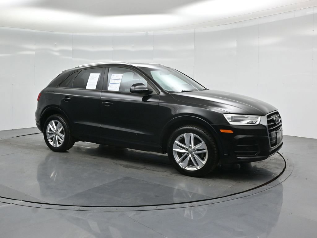 Used 2017 Audi Q3 2.0T Premium w/ Convenience Package image 3