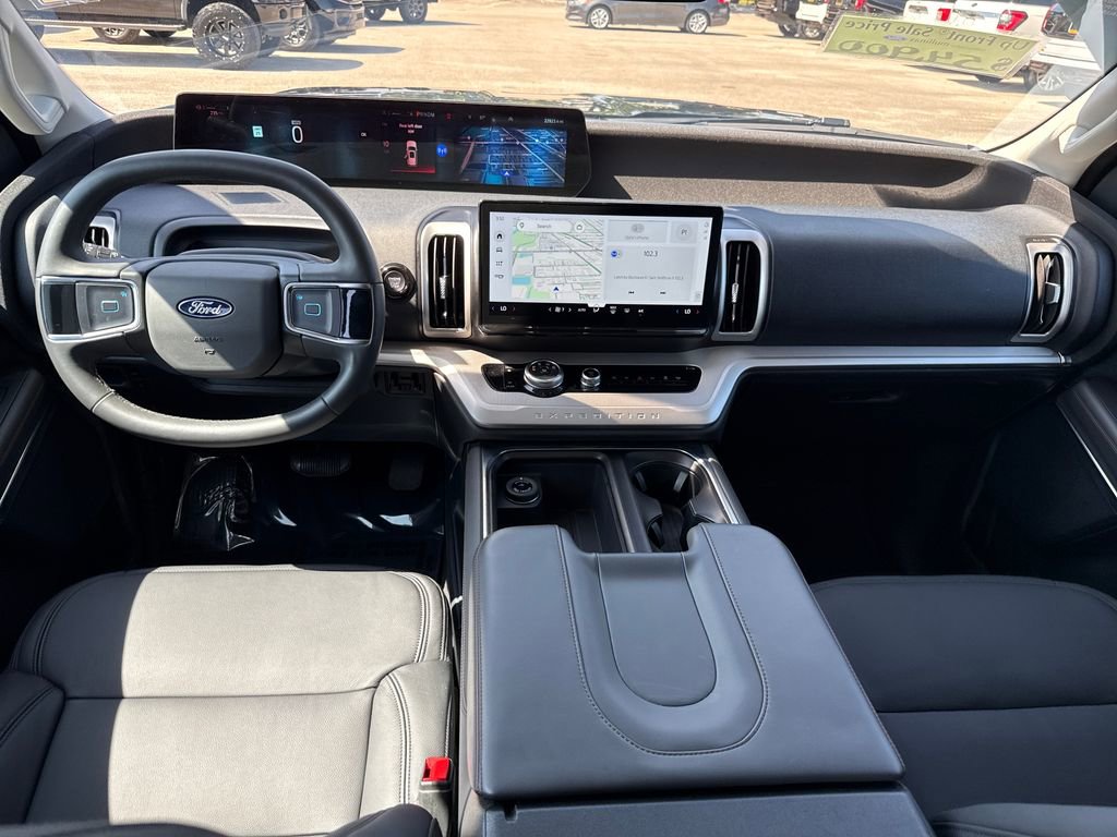 Certified 2025 Ford Expedition Max Active RWD image 6