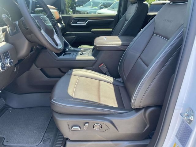 Used 2025 GMC Sierra 2500 Denali w/ Denali Reserve Package AWD/4WD image 16