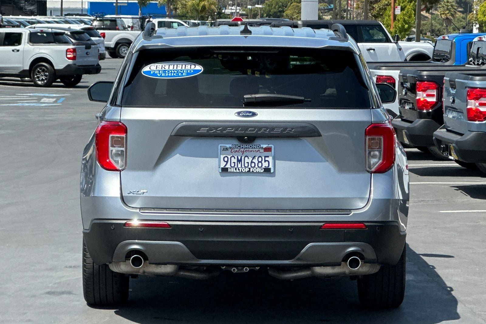 Certified 2023 Ford Explorer XLT w/ Equipment Group 202A RWD image 6