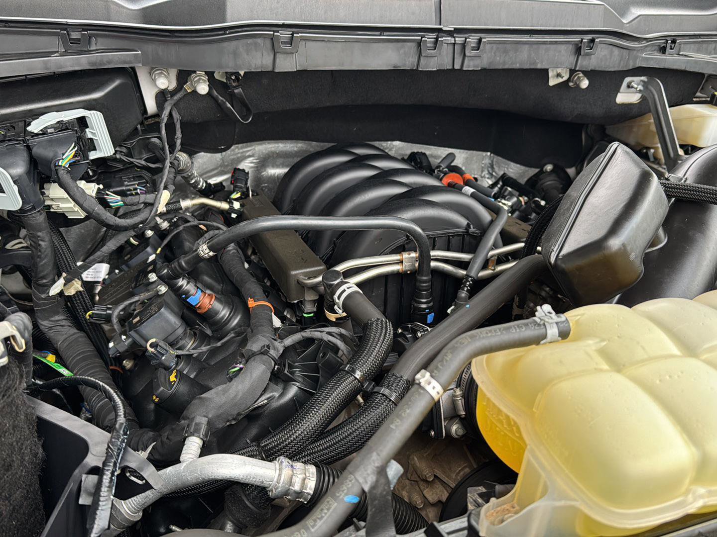 Certified 2022 Ford F150 XLT w/ Equipment Group 302A High image 31