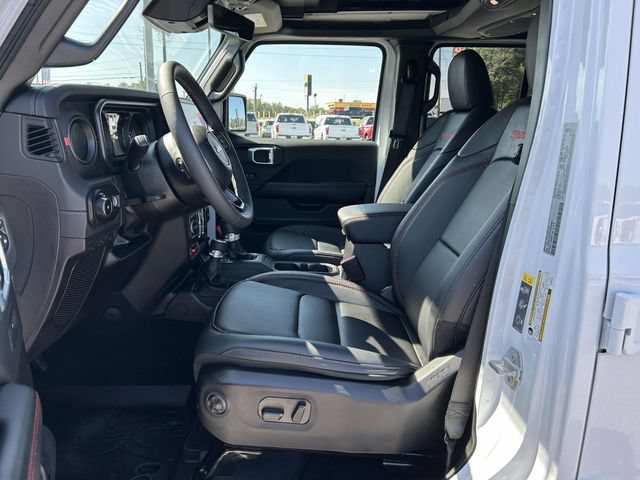 Used 2026 Jeep Wrangler Unlimited Rubicon AWD/4WD image 15
