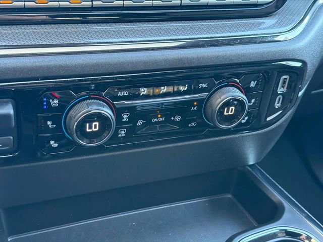 Used 2024 Chevrolet Silverado 1500 ZR2 w/ Technology Package image 17