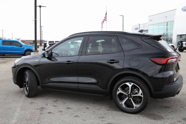 Certified 2025 Ford Escape ST-Line Elite w/ Tech Pack #1 image 7