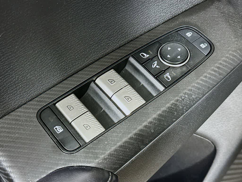 Used 2023 Mitsubishi Outlander SE FWD image 28