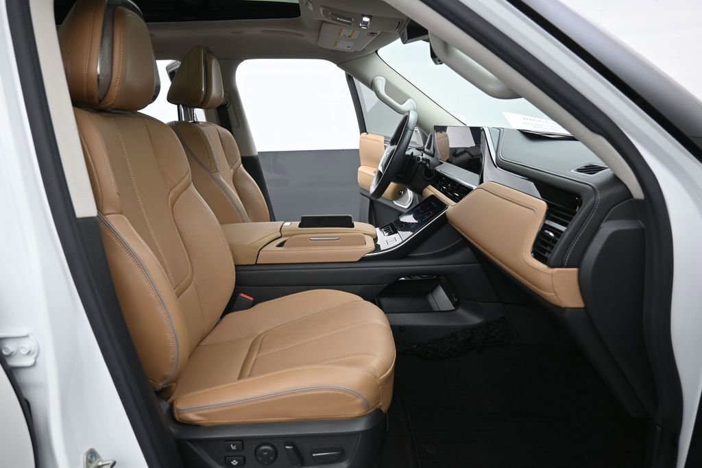 Used 2025 INFINITI QX80 Sensory w/ Exterior Package AWD/4WD image 27