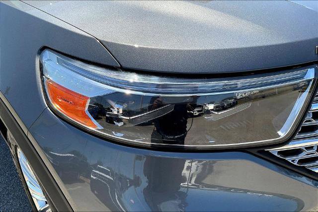 Certified 2022 Ford Explorer Limited w/ Limited Technology Package image 33
