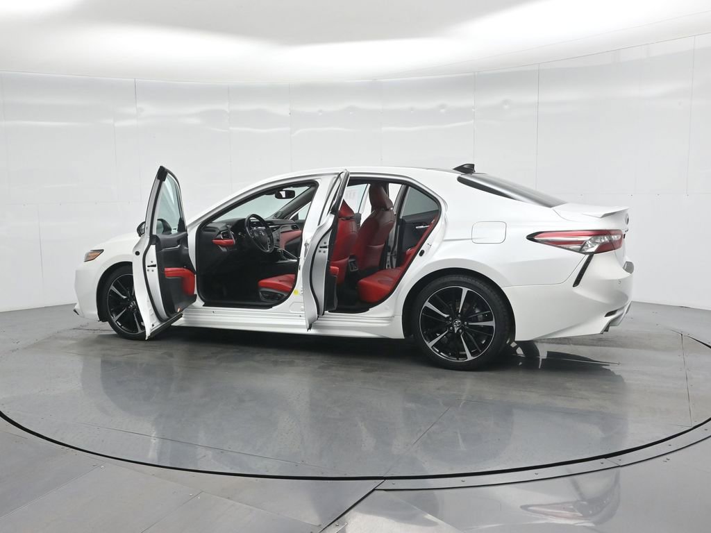 Used 2019 Toyota Camry XSE image 34