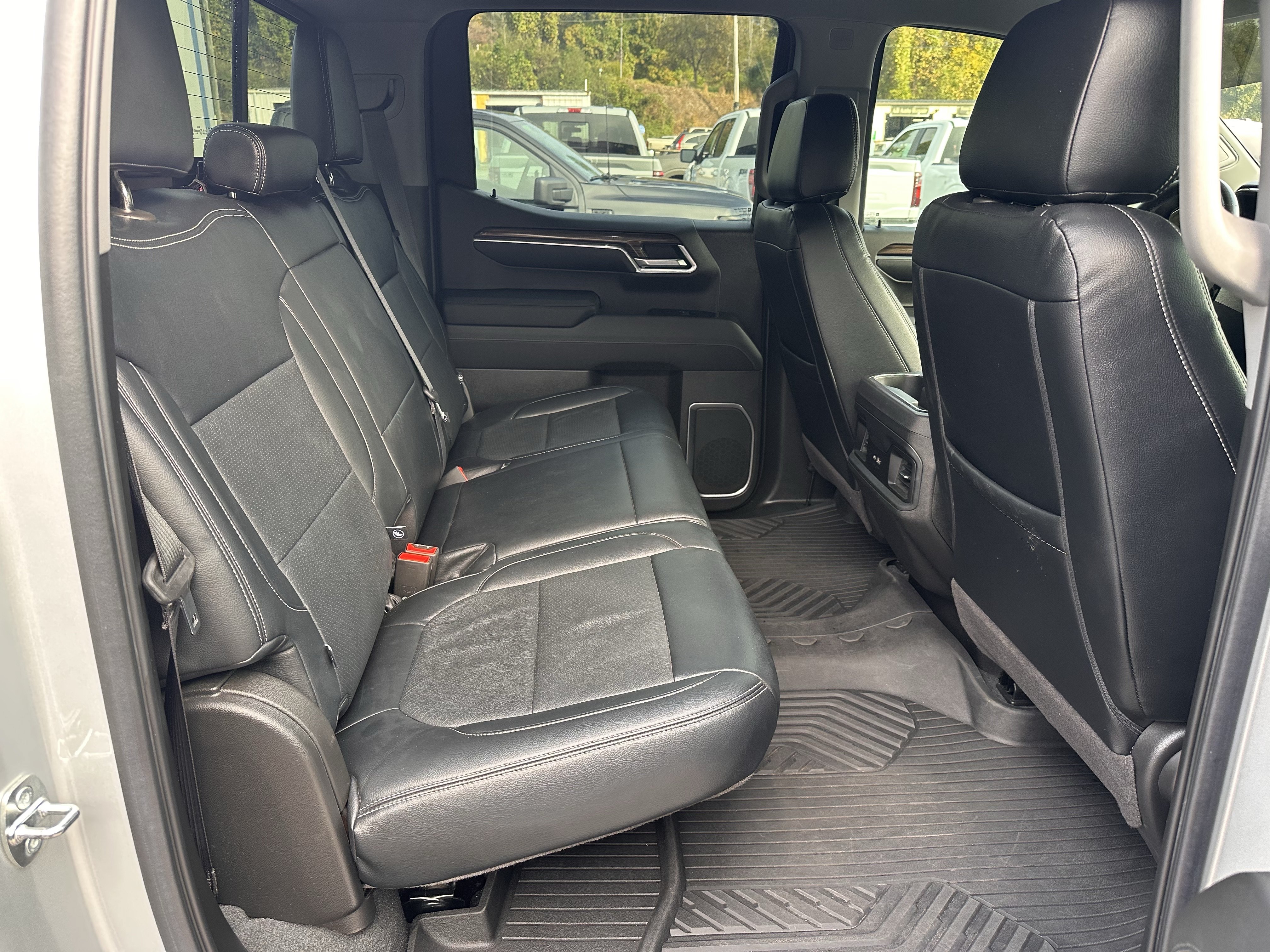 Used 2022 Chevrolet Silverado 1500 RST AWD/4WD image 18