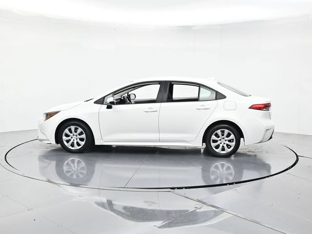 Used 2024 Toyota Corolla LE FWD image 7