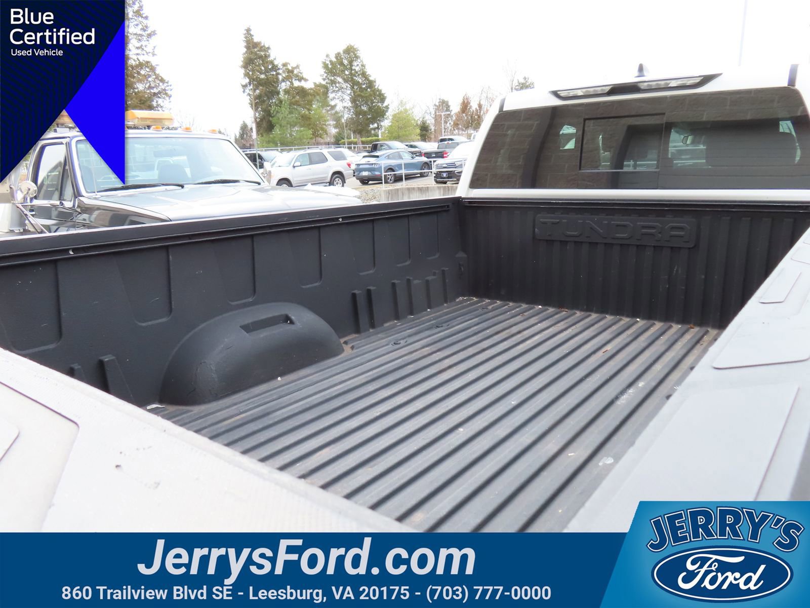 Used 2024 Toyota Tundra SR w/ SR Tow Package image 8