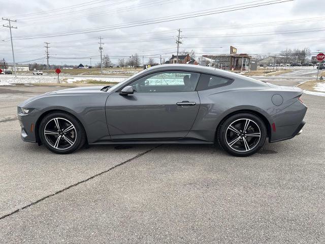 Certified 2024 Ford Mustang Coupe image 9